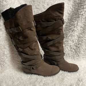 Shoe Dazzle Haley synthetic brown slip on riding boots Size 10W